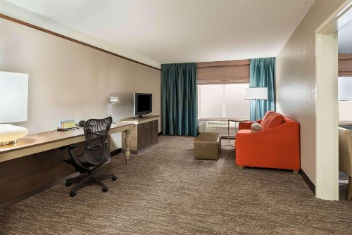 Hilton Garden Inn Wilmington Mayfaire Town Center - image 37