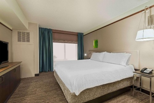 Hilton Garden Inn Wilmington Mayfaire Town Center - image 45