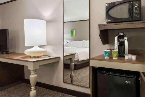 Hilton Garden Inn Wilmington Mayfaire Town Center - image 46