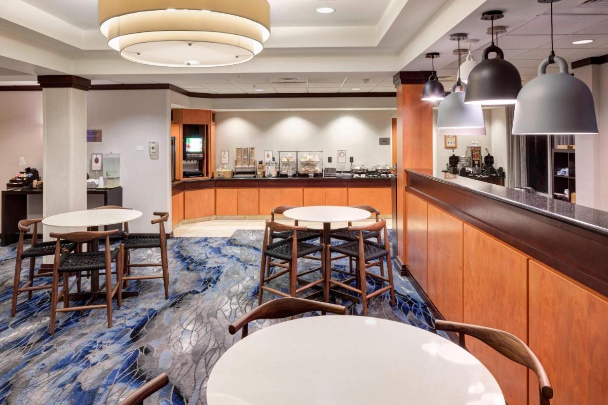 Fairfield Inn & Suites Wilmington Wrightsville Beach - image 2