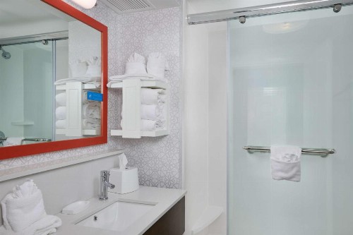 Hampton Inn Wilmington-Medical Park - image 11