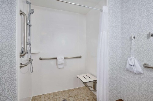 Hampton Inn Wilmington-Medical Park - image 20