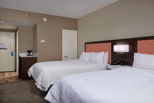 Hampton Inn Wilmington-Medical Park - image 24