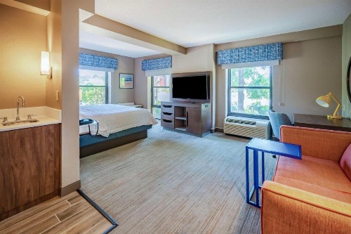 Hampton Inn Wilmington-Medical Park - image 28