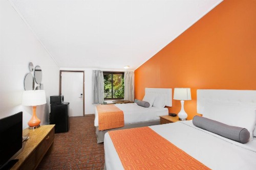 Howard Johnson by Wyndham Wilmington - image 24