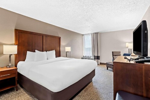 Comfort Inn University Wilmington - image 20
