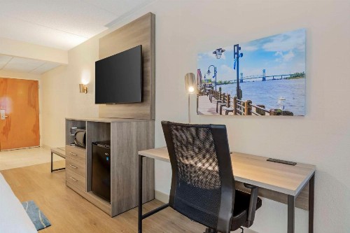 Best Western Plus Wilmington / Wrightsville Beach - image 21