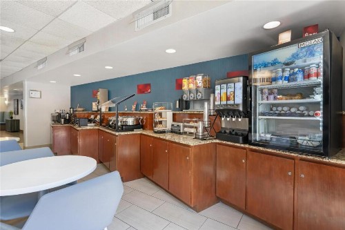 Best Western Plus Wilmington / Wrightsville Beach - image 27