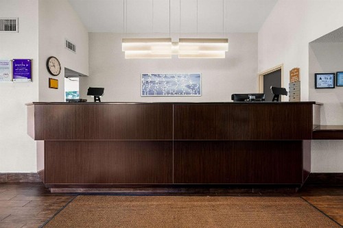 Sleep Inn - image 10
