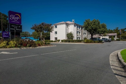 Sleep Inn - image 11