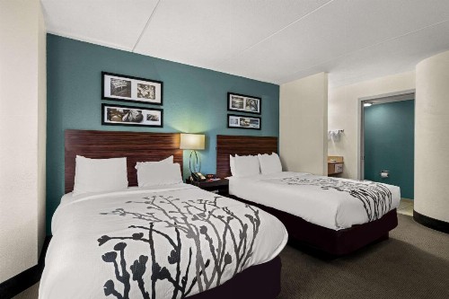 Sleep Inn - image 19