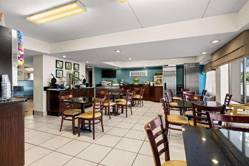 Sleep Inn - image 27