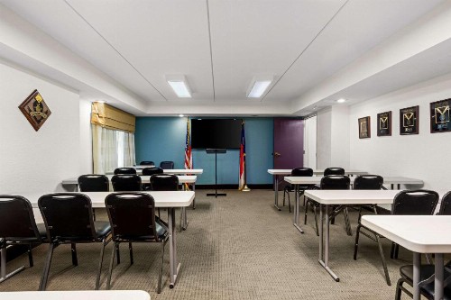 Sleep Inn - image 5