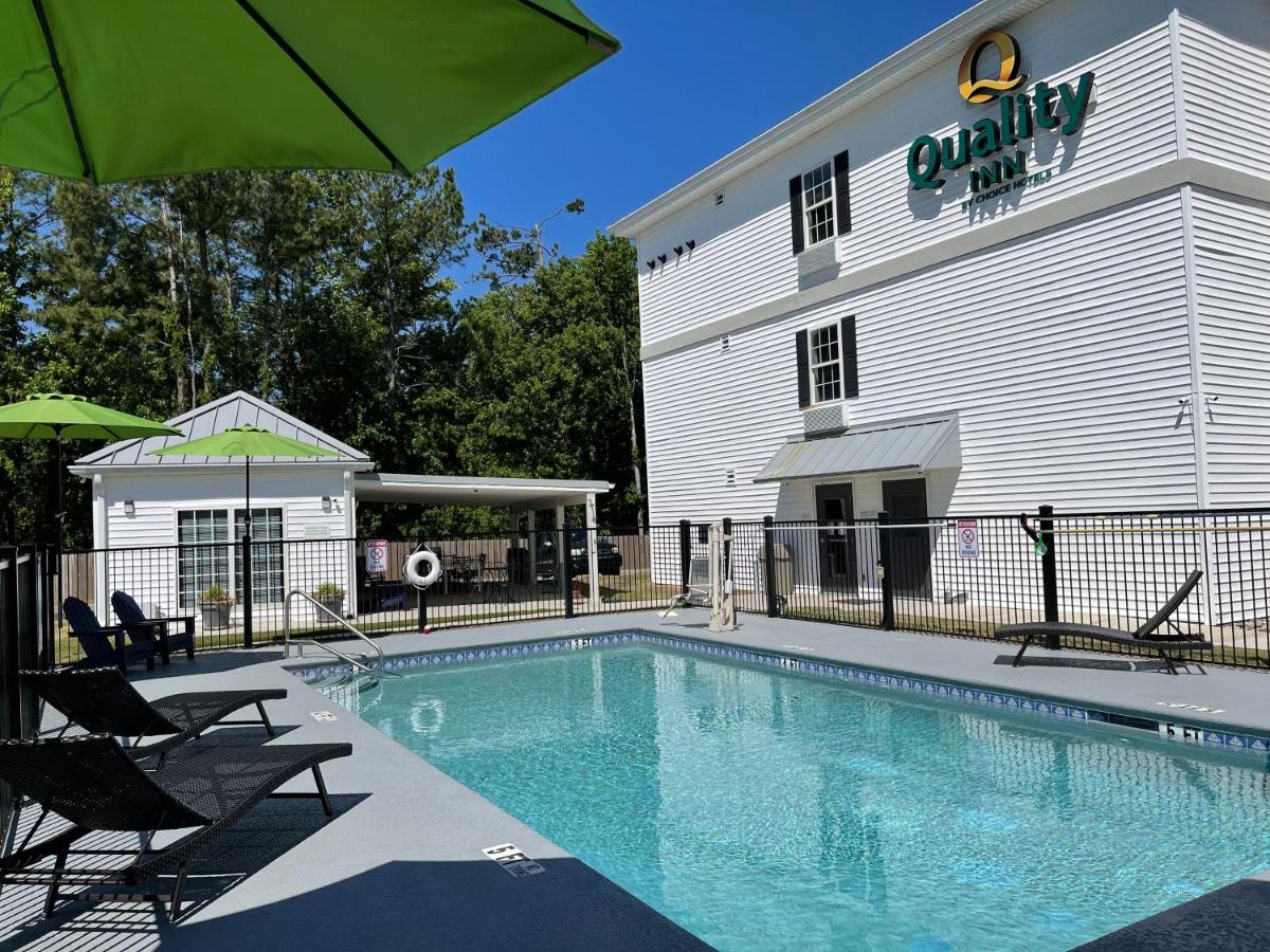 Quality Inn Wilmington - image 2