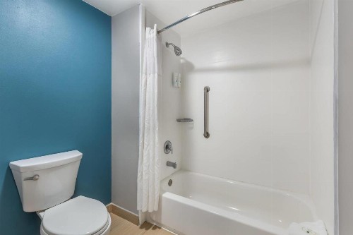 Quality Inn Wilmington - image 27