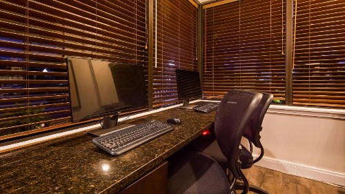 Best Western Plus Coastline Inn - image 12