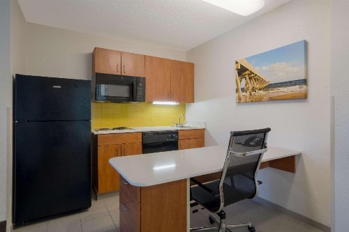 MainStay Suites Wilmington - image 13
