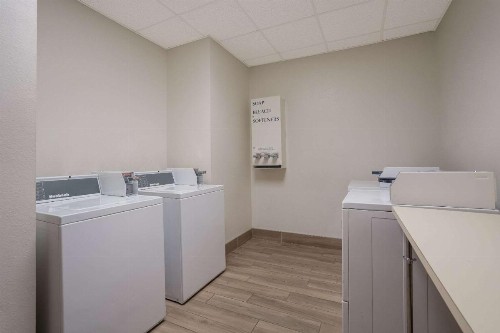 MainStay Suites Wilmington - image 3