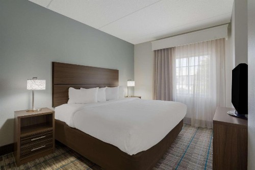 MainStay Suites Wilmington - image 4