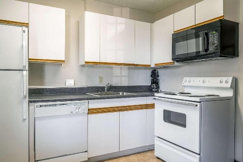 Suburban Extended Stay of Wilmington - image 5