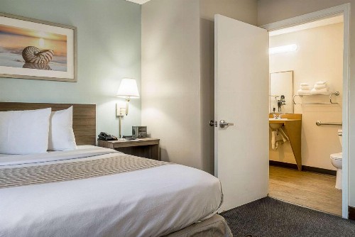 Suburban Extended Stay of Wilmington - image 9