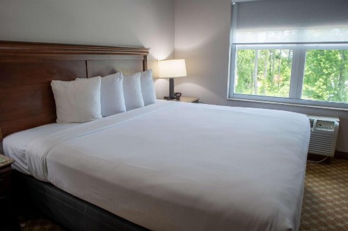 Country Inn & Suites by Radisson Wilmington NC - image 35