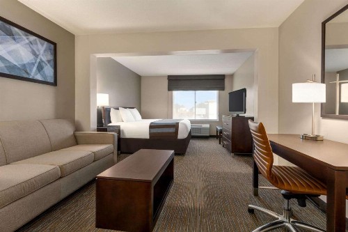 Wingate by Wyndham Wilmington - image 20