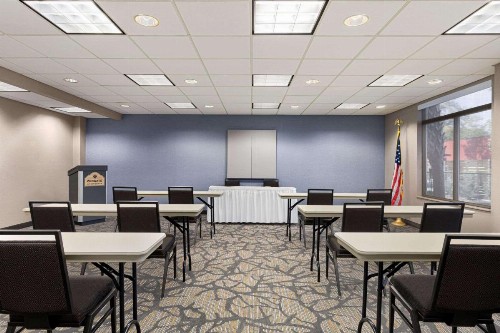 Wingate by Wyndham Wilmington - image 27