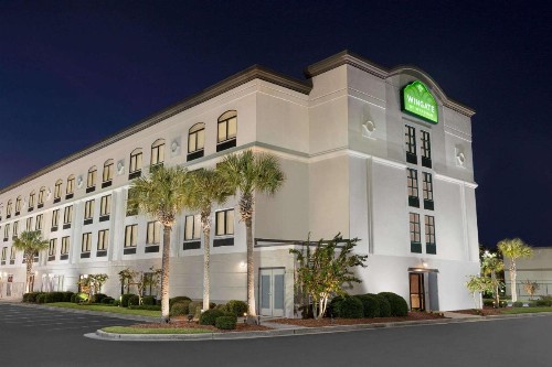 Wingate by Wyndham Wilmington - image 3