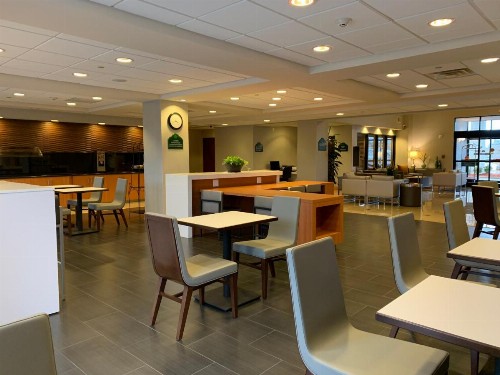 Wingate by Wyndham Wilmington - image 40
