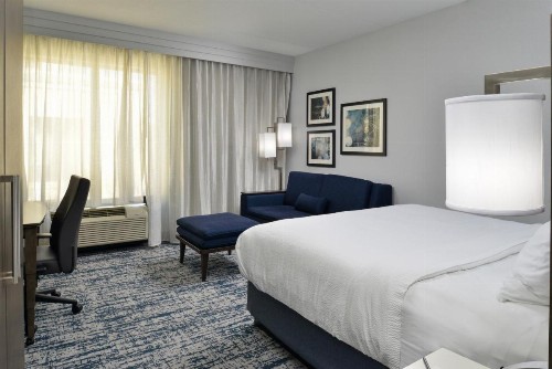 Courtyard by Marriott Wilmington Downtown/Historic District - image 30