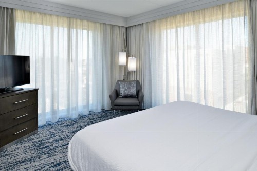 Courtyard by Marriott Wilmington Downtown/Historic District - image 37
