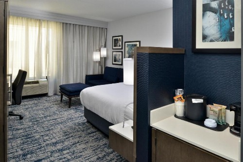 Courtyard by Marriott Wilmington Downtown/Historic District - image 40