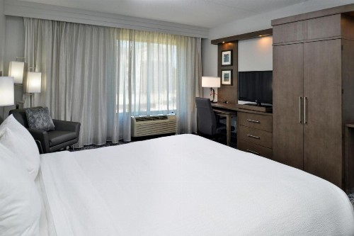 Courtyard by Marriott Wilmington Downtown/Historic District - image 50