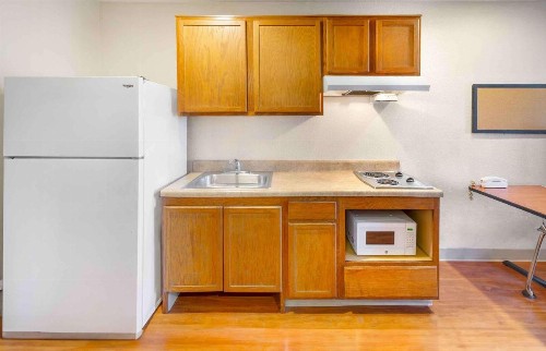 WoodSpring Suites Wilmington - image 13