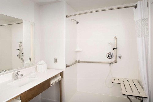 Hampton Inn Wilmington Downtown - image 10