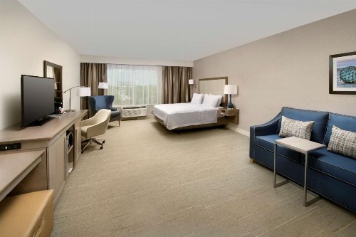 Hampton Inn Wilmington Downtown - image 13