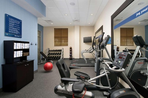Hampton Inn Wilmington Downtown - image 16