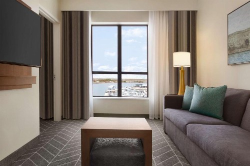 Embassy Suites By Hilton Wilmington Riverfront - image 25