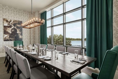 Embassy Suites By Hilton Wilmington Riverfront - image 32