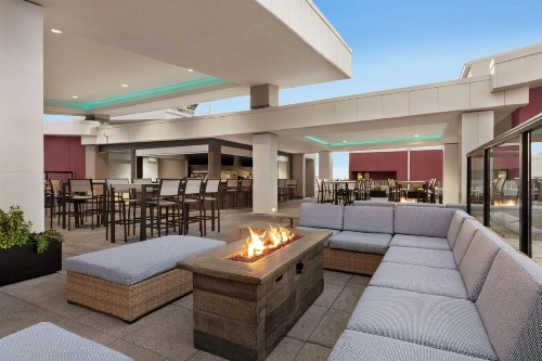 Embassy Suites By Hilton Wilmington Riverfront - image 40