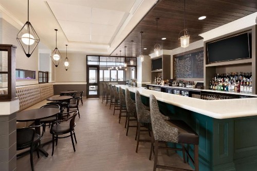 Embassy Suites By Hilton Wilmington Riverfront - image 44
