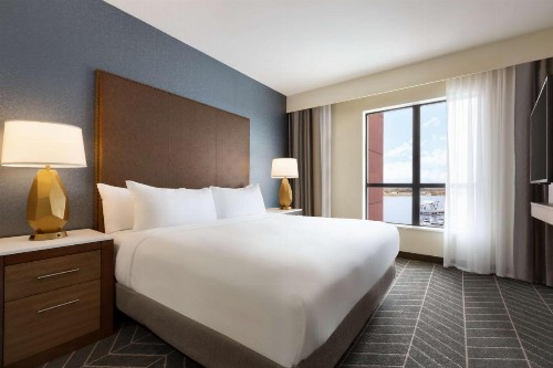 Embassy Suites By Hilton Wilmington Riverfront - image 49