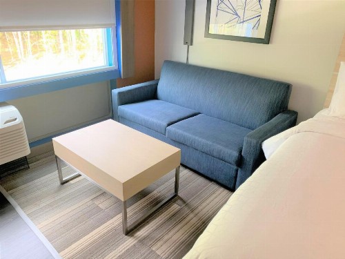 Holiday Inn Express & Suites - Wilmington West - Medical Park an IHG Hotel - image 19