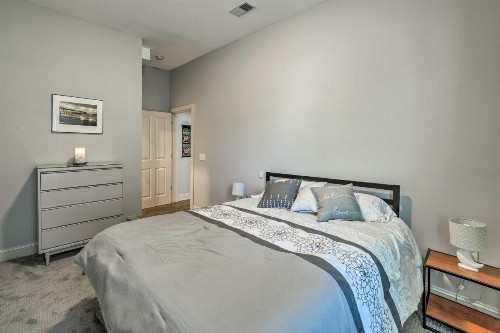 Chic Wilmington Condo in Brooklyn Arts District! - image 9