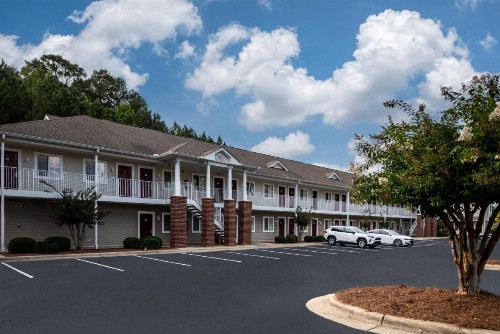 Affordable Suites Wilson - image 8