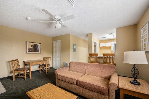 Affordable Suites Wilson - image 9