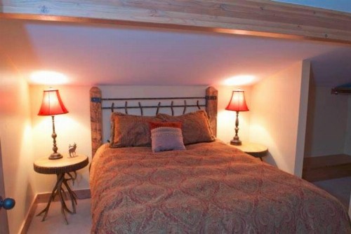 Larkspur Condominiums - image 6