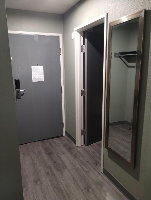 Quality Inn & Suites - image 36