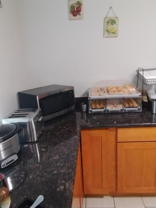Quality Inn & Suites - image 38